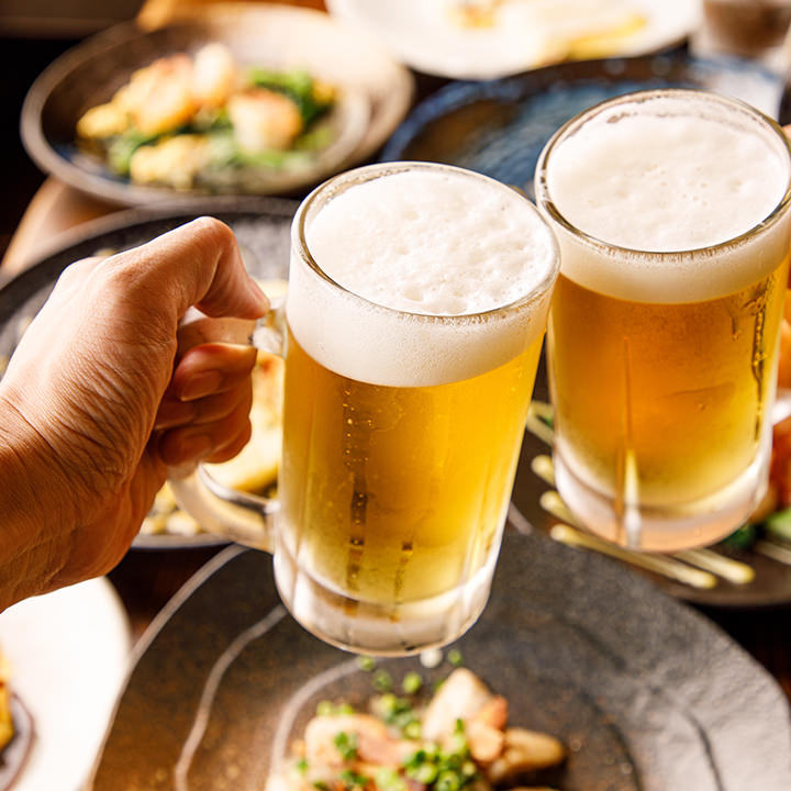 飲み放題プランで盛り上がる居酒屋デート！